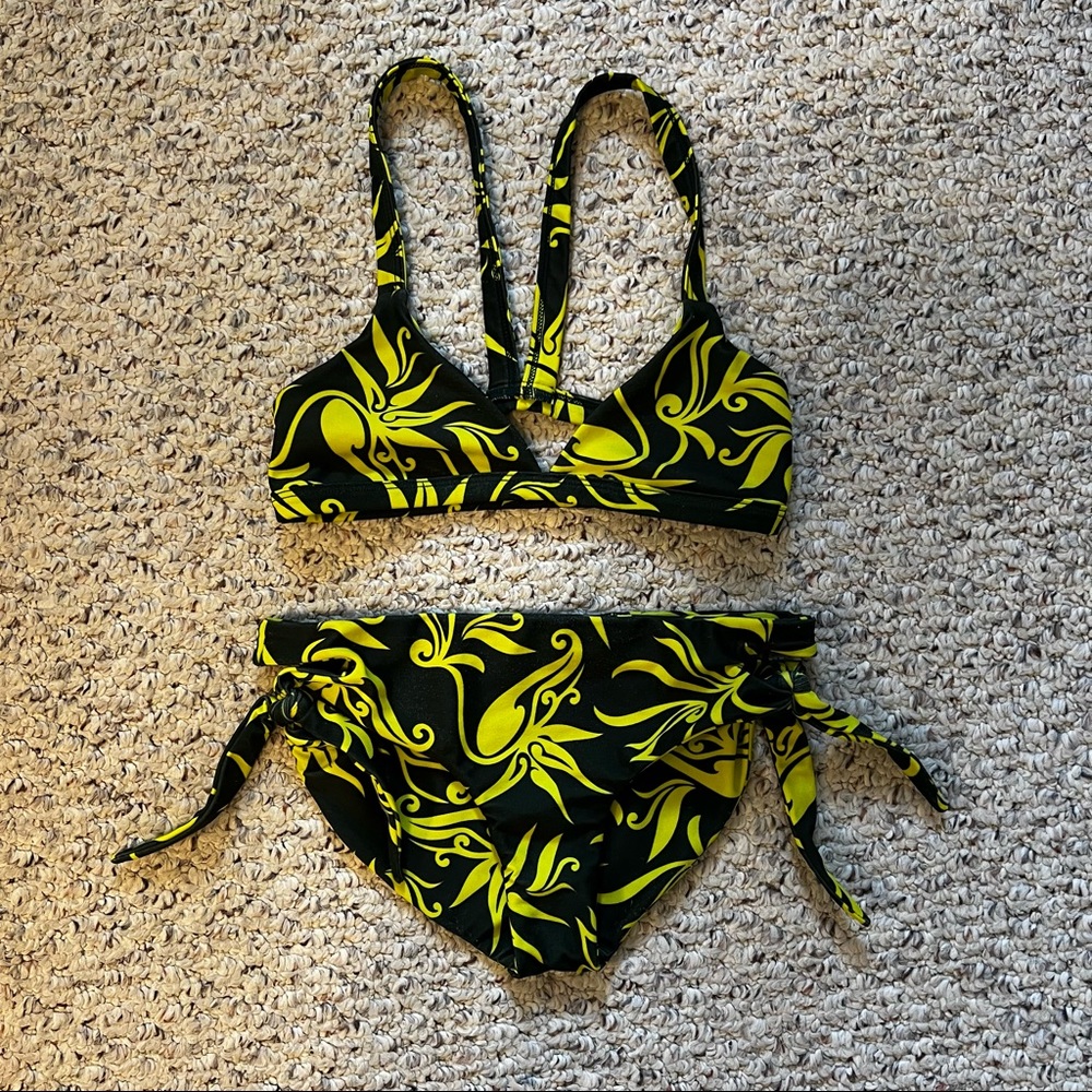 Mikoh Bikini Set